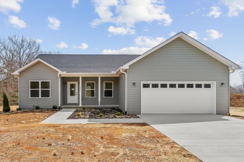 320 Johnson Chapel Rd, Sparta, TN 38583 - MLS#: 2768608