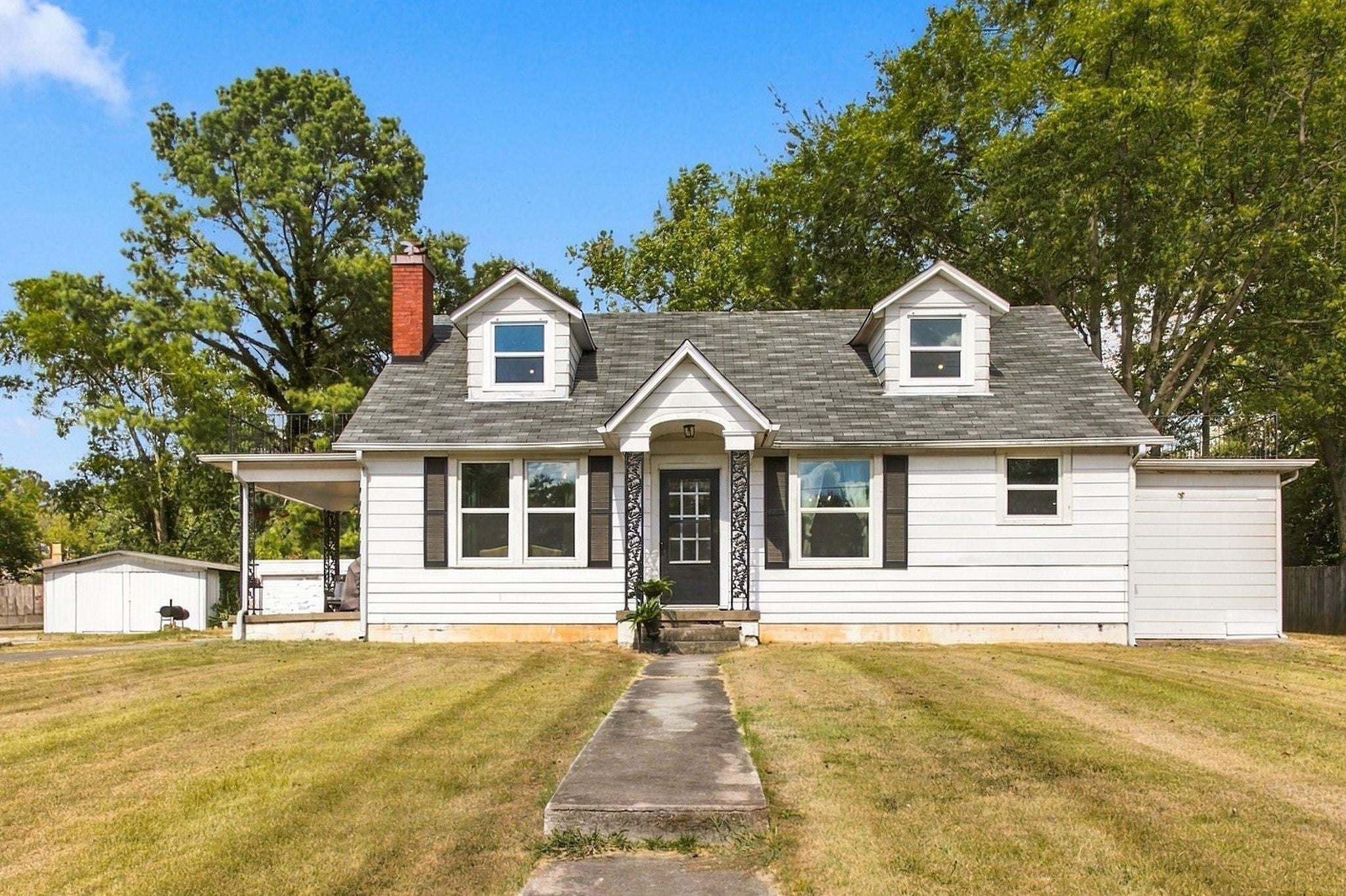 406 Adams Avenue