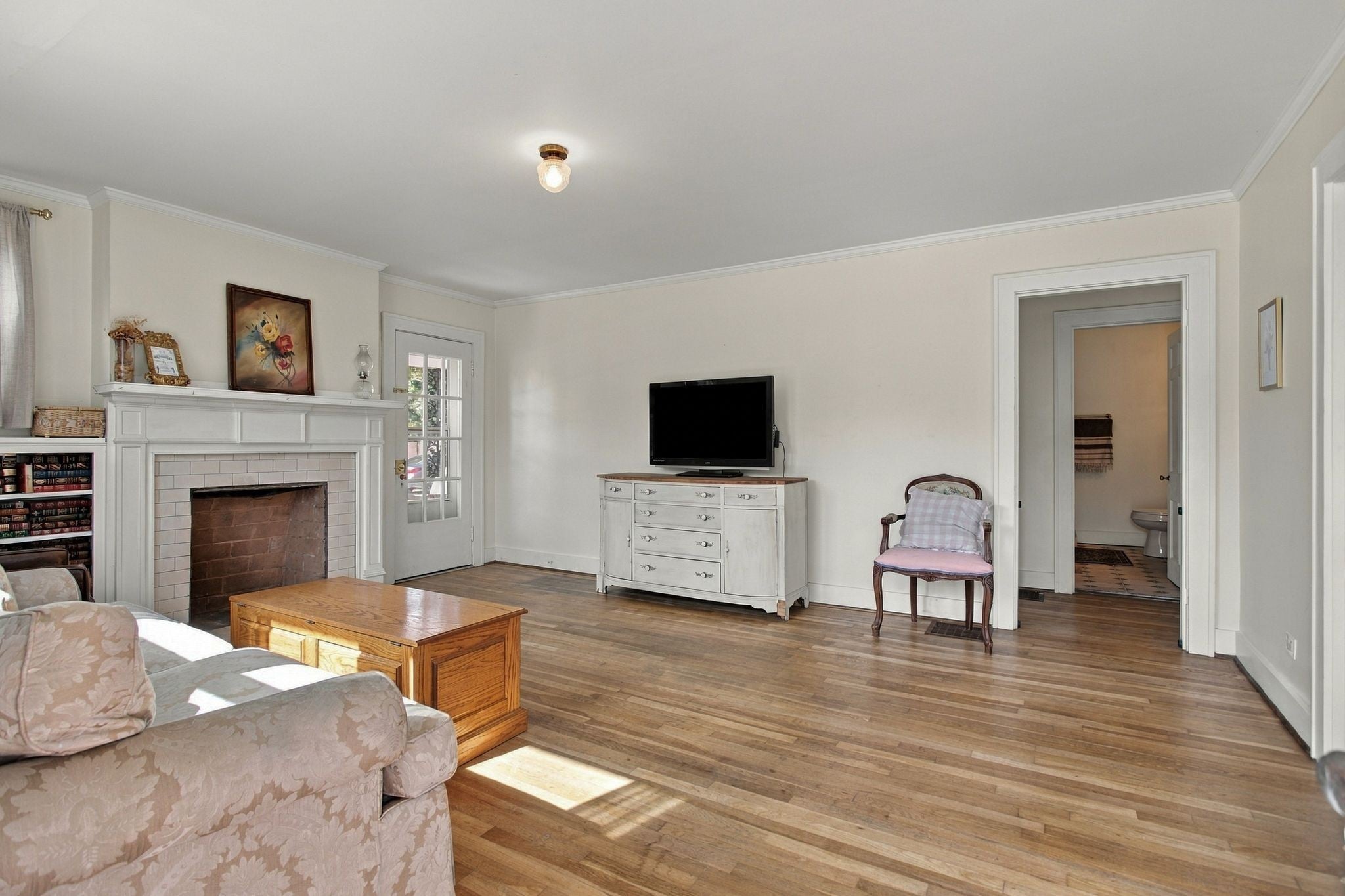 406 Adams Avenue