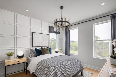 832 42nd Ave N Nashville TN 37209