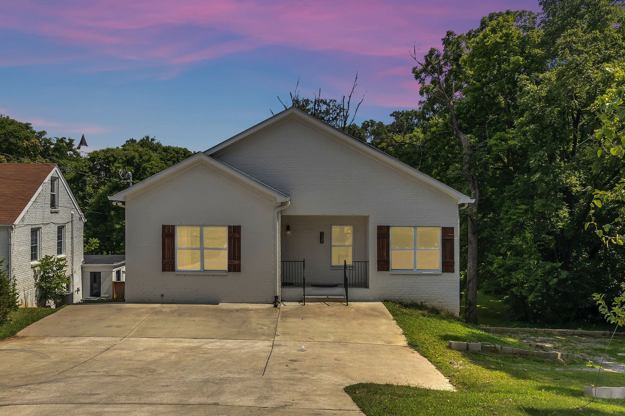 1235 Vultee Blvd