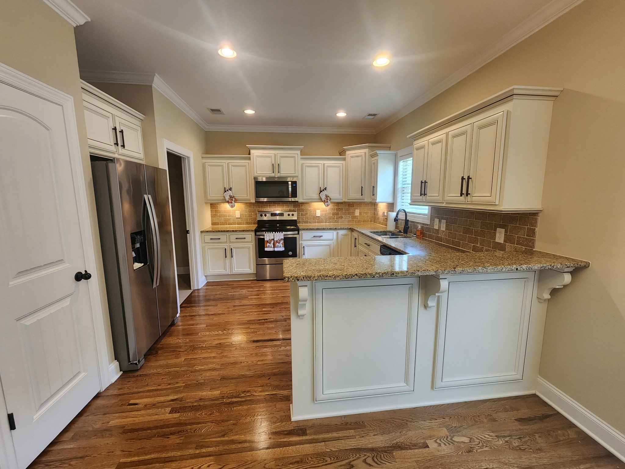 4316 Singleton Dr