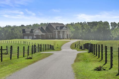 555 Williams Rd Clarksville TN 37043