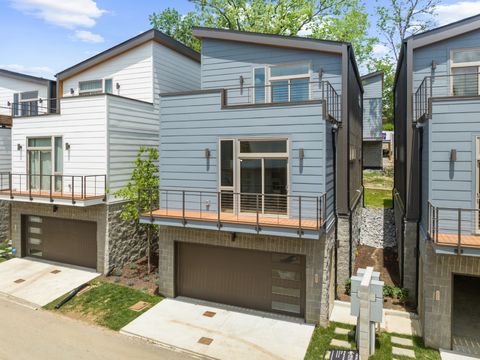 3038 Edwin Cir Nashville TN 37207