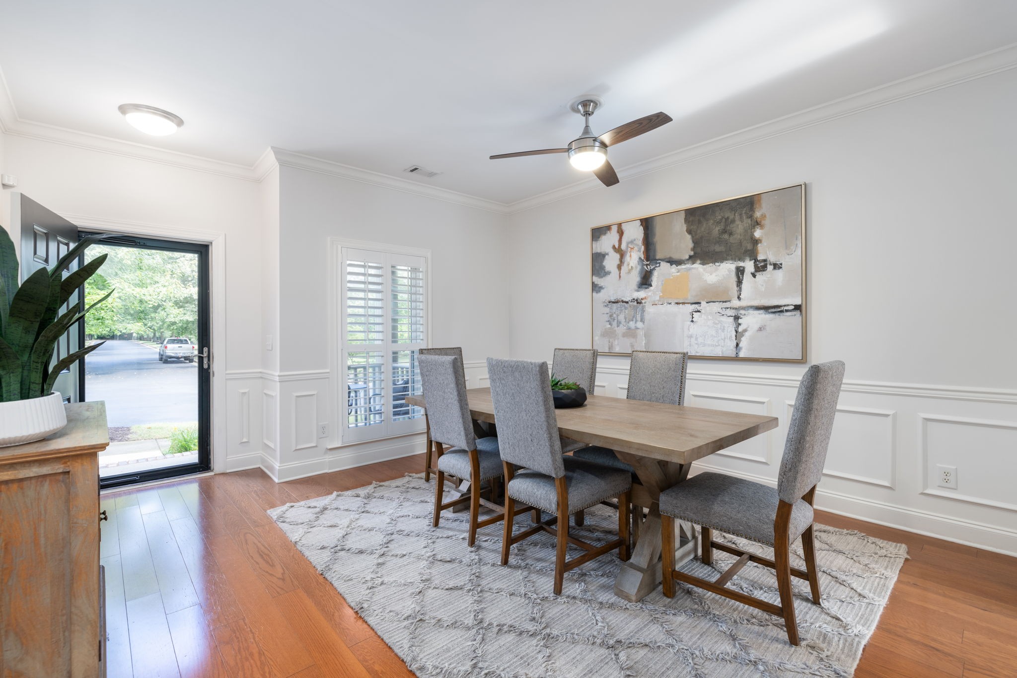 1406 Burnside Dr