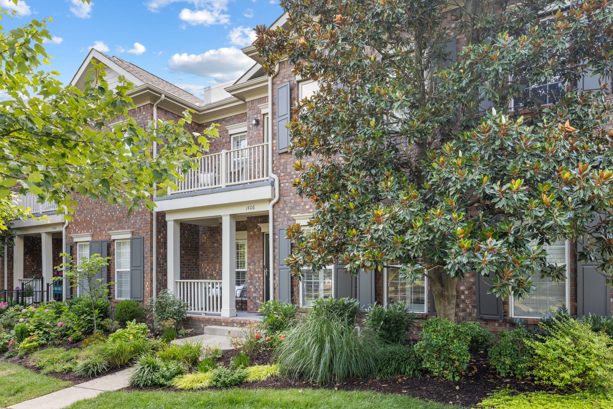 1406 Burnside Dr