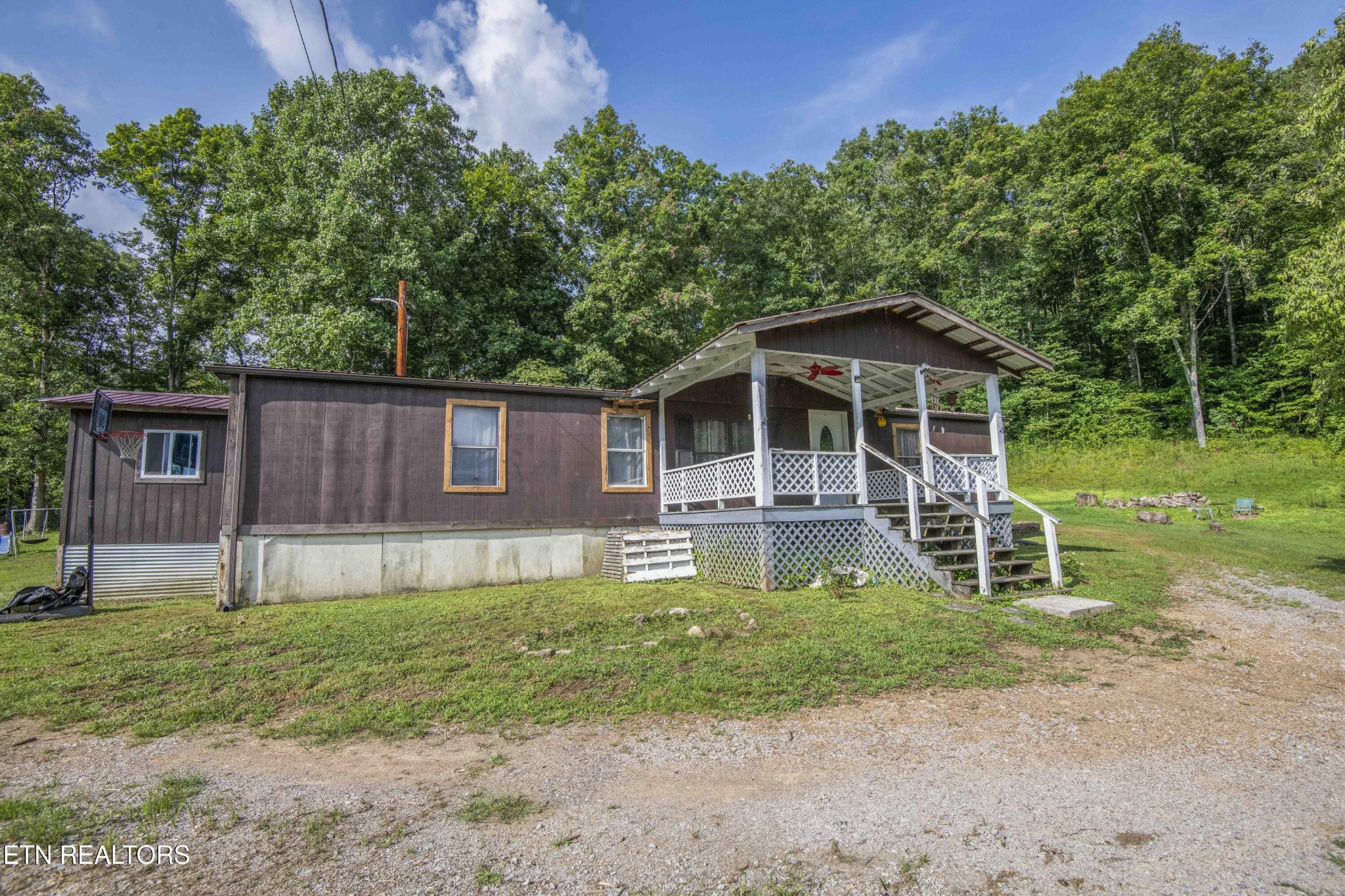 180 Grady Langley Rd