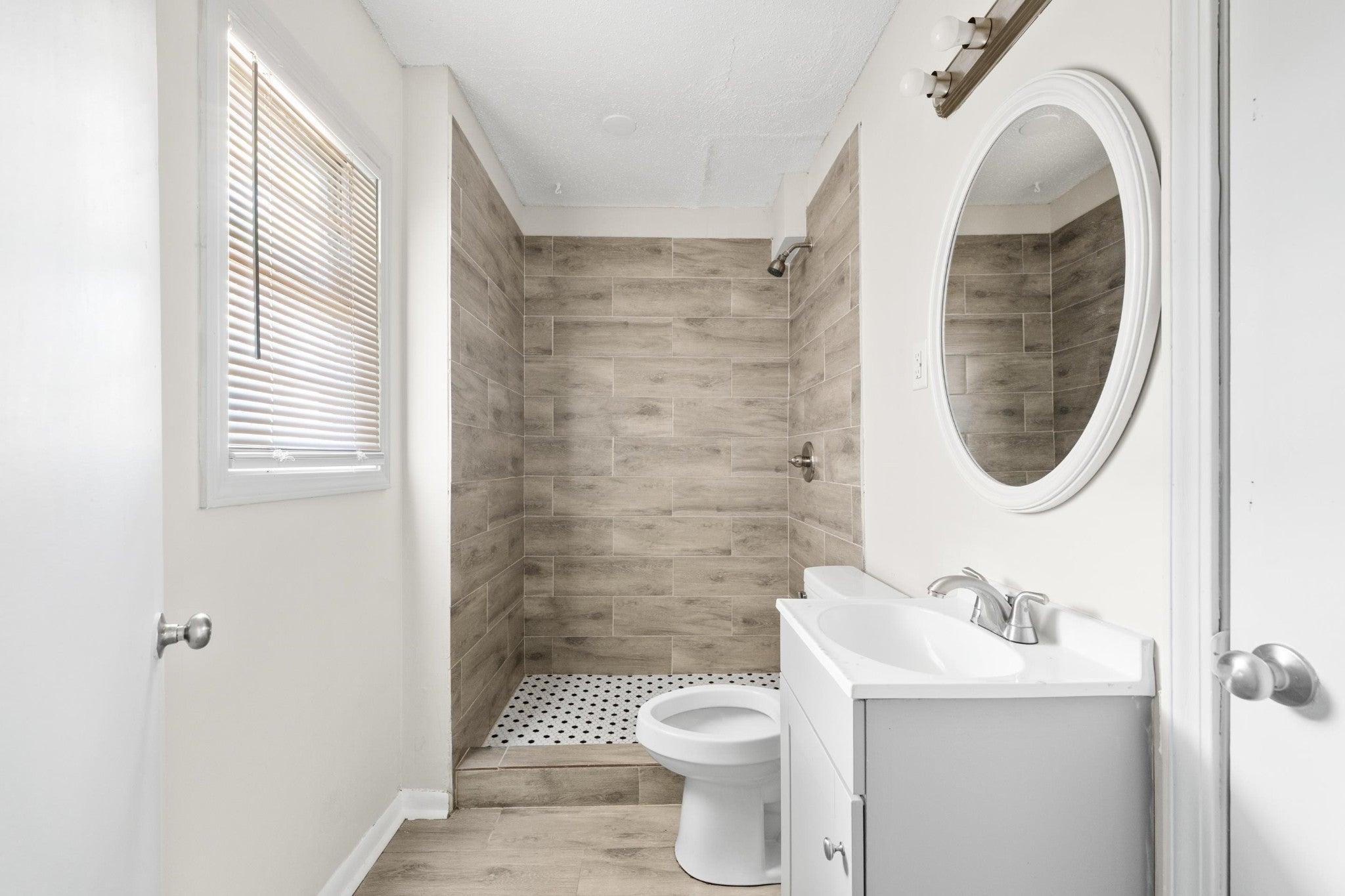 4195 CHIPPEWA RD