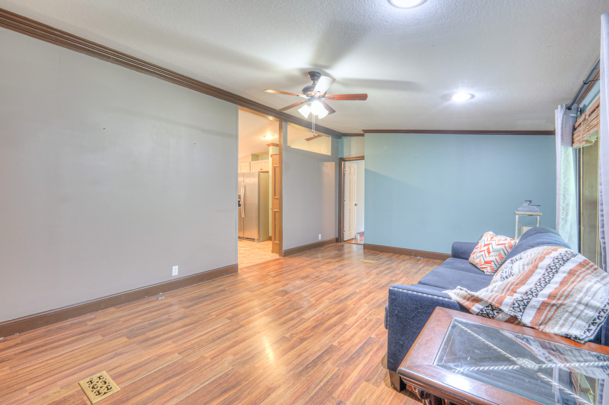 10515 Twin Springs Ln
