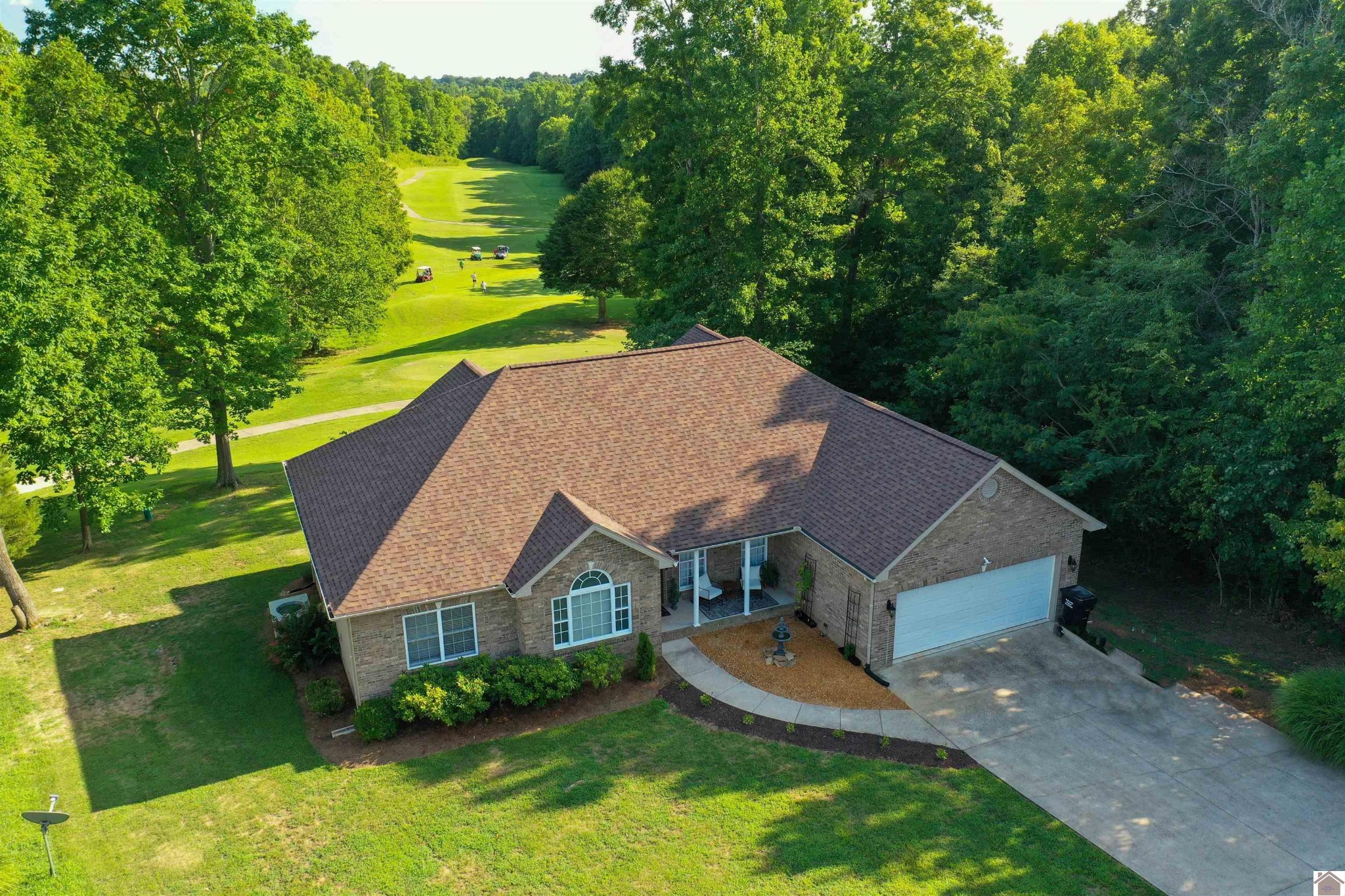 275 Fairway Trce
