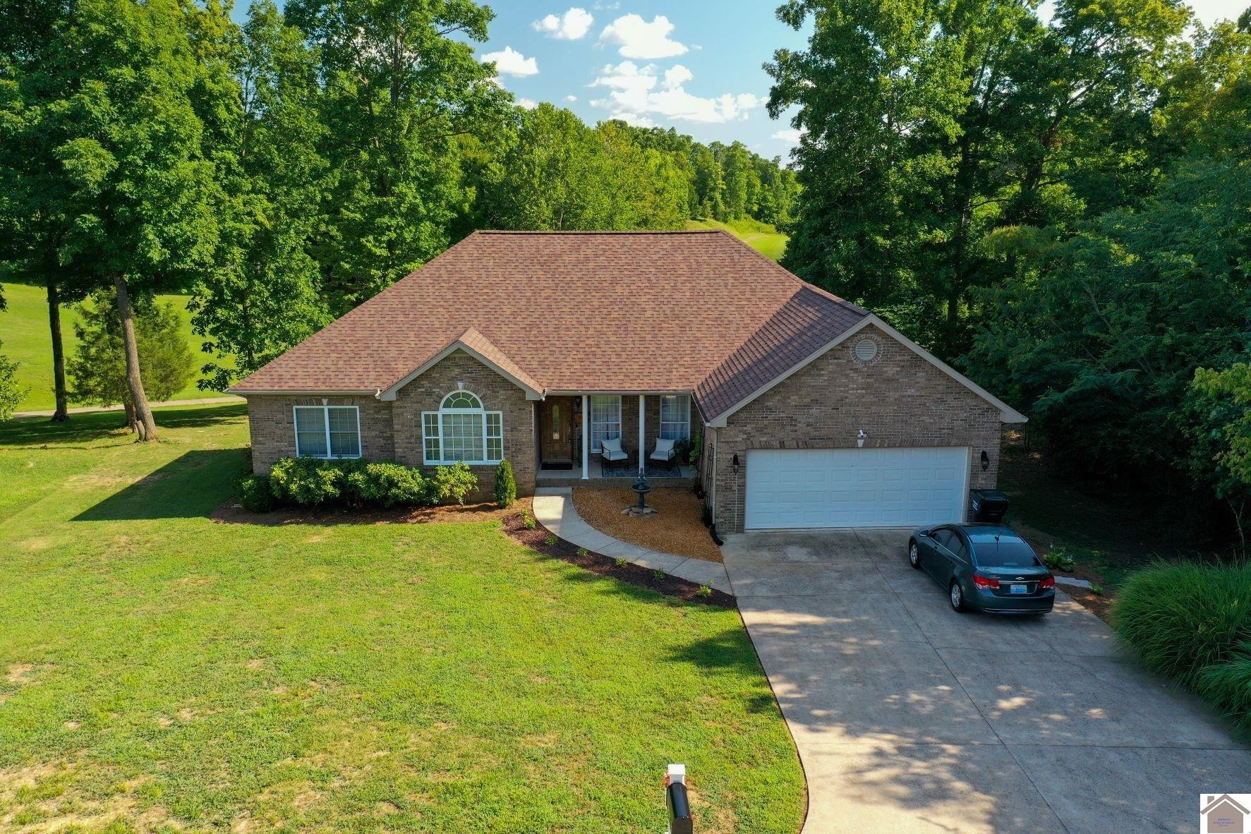 275 Fairway Trce