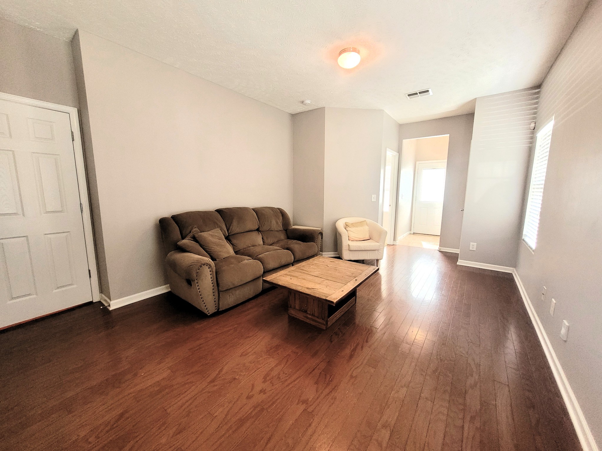 1235 Bainbridge Drive