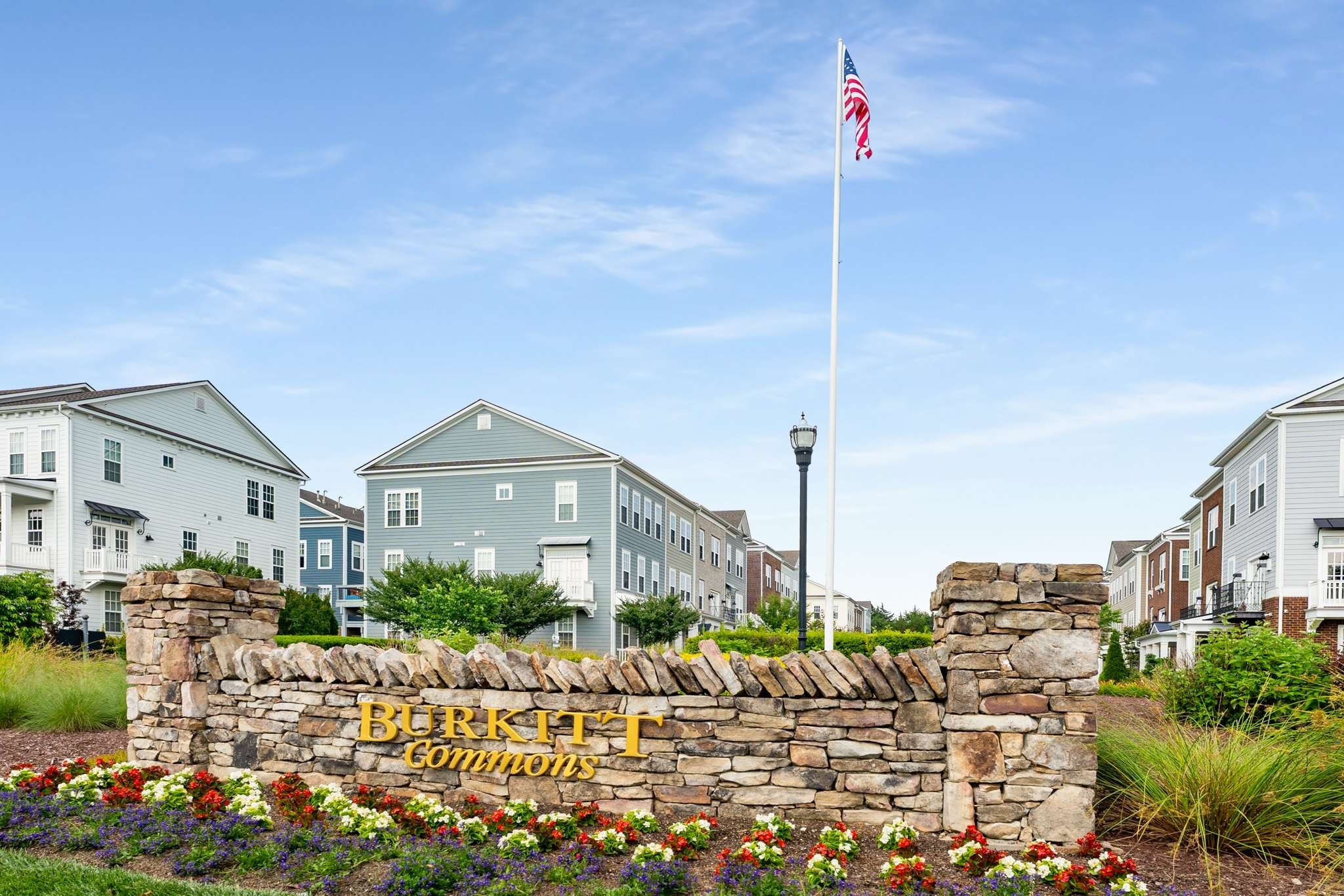 104 Burkitt Commons Ave