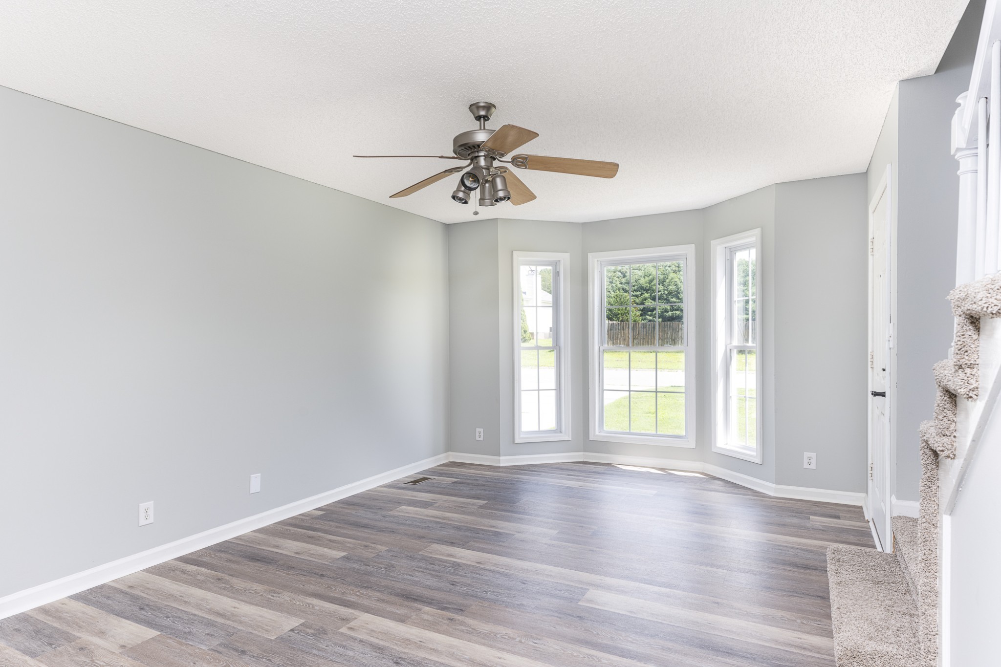 1424 Buchanon Dr