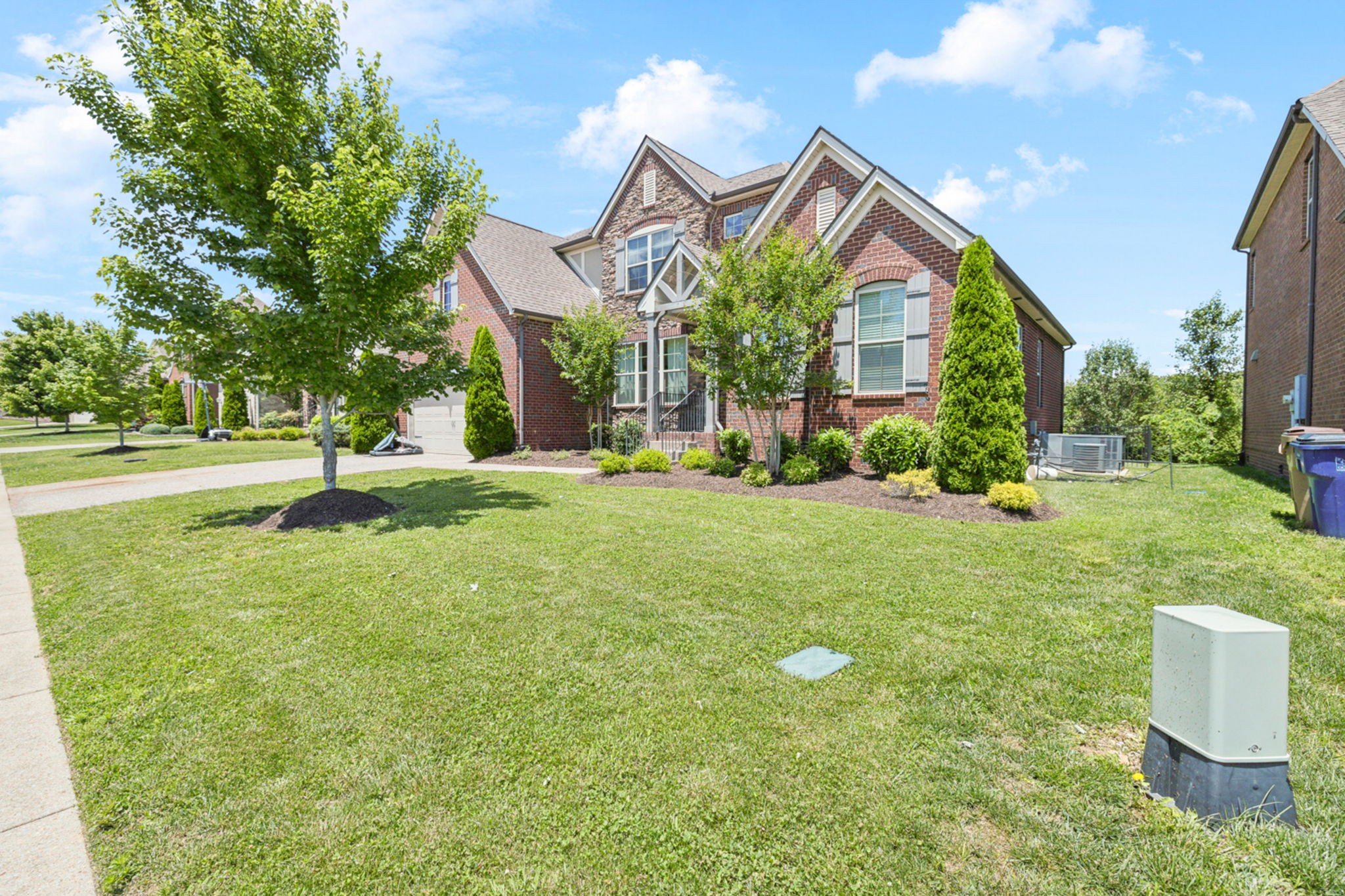 743 Burgess Dr