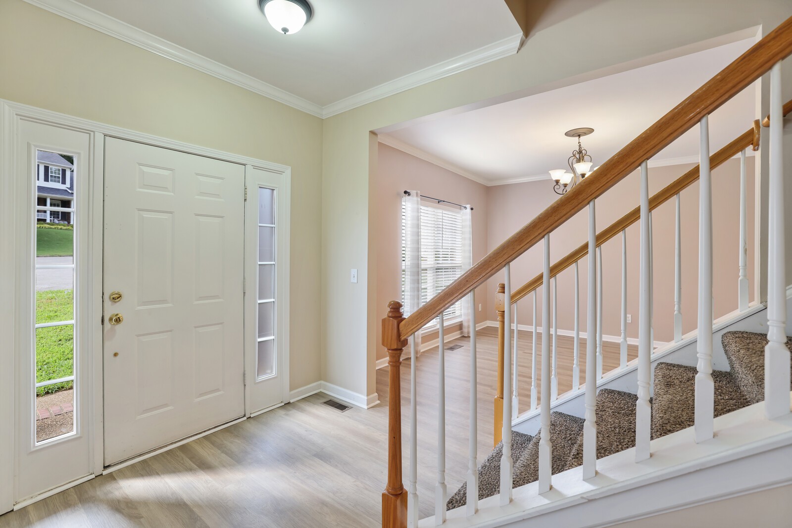 1029 Heathfield Cir