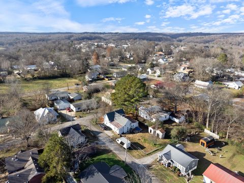 121 Nall Ave Centerville TN 37033