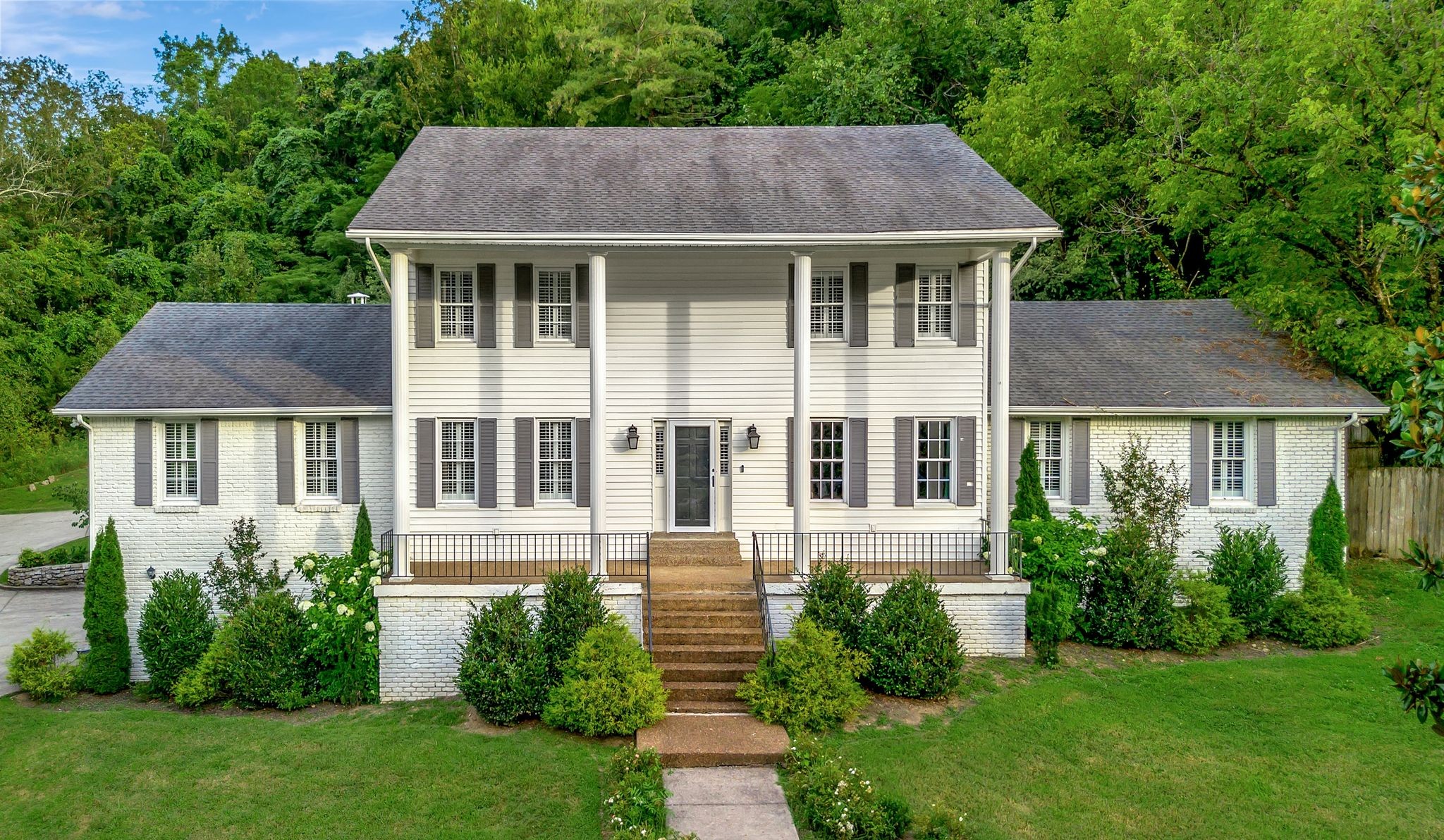 116 Century Oak Dr