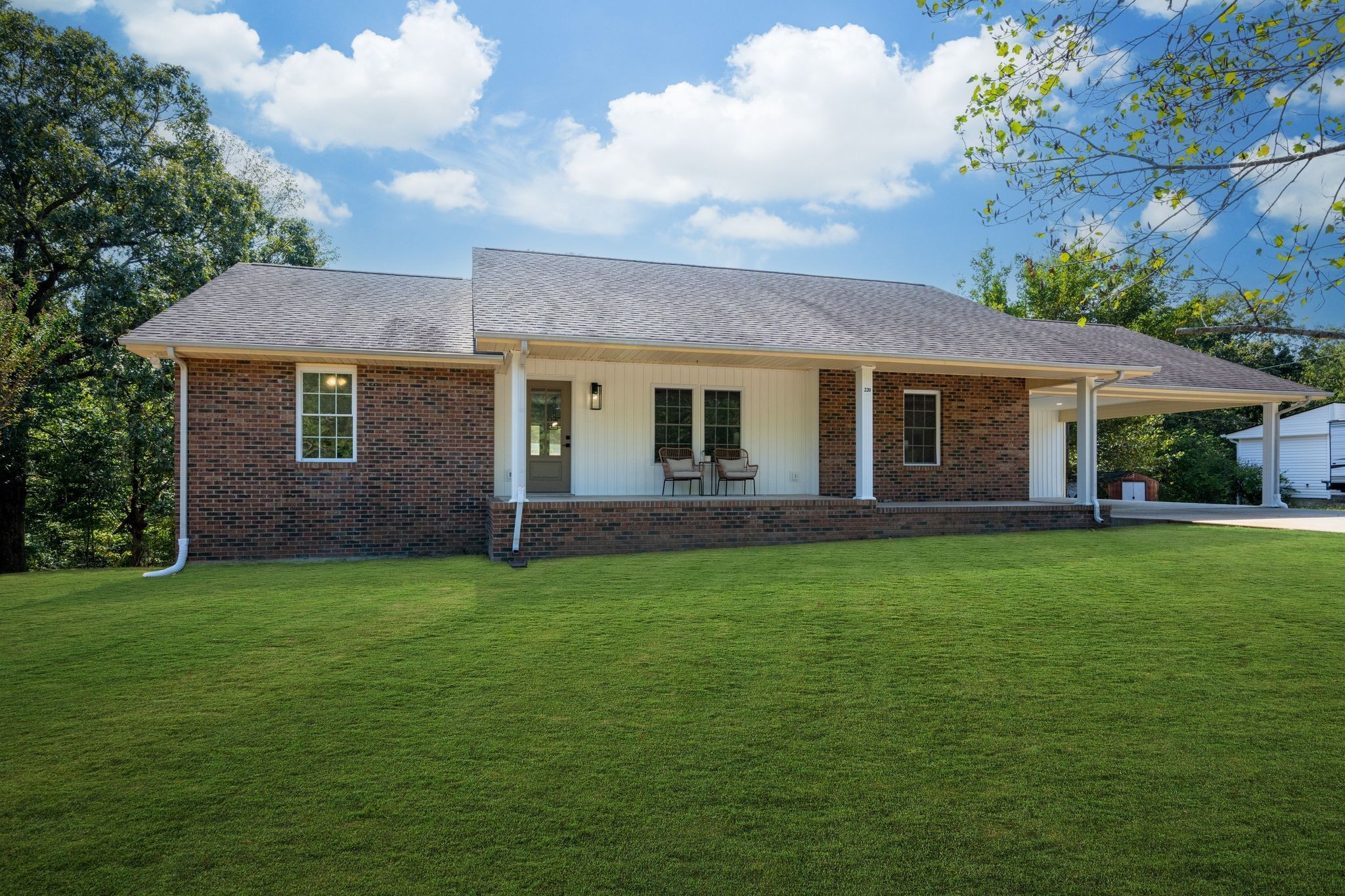 220 Wolfe Boulevard