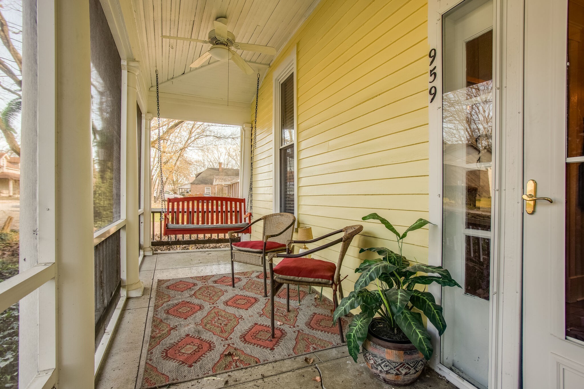 959 Glass St