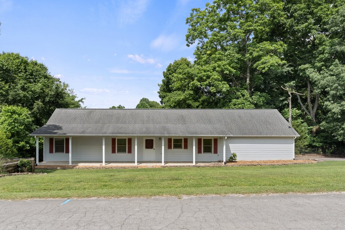 366 Huffman Park Rd