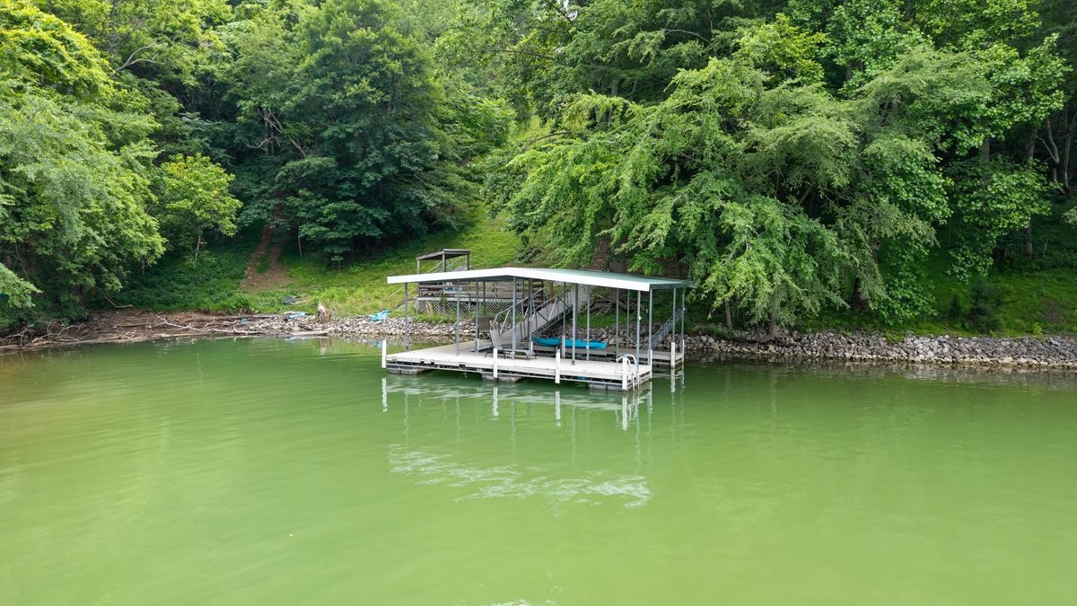 366 Huffman Park Rd
