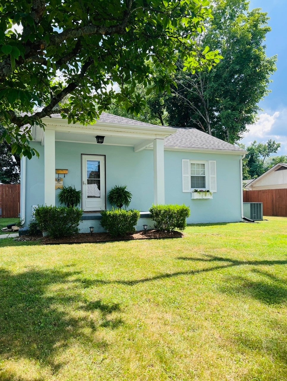 53 Stout St