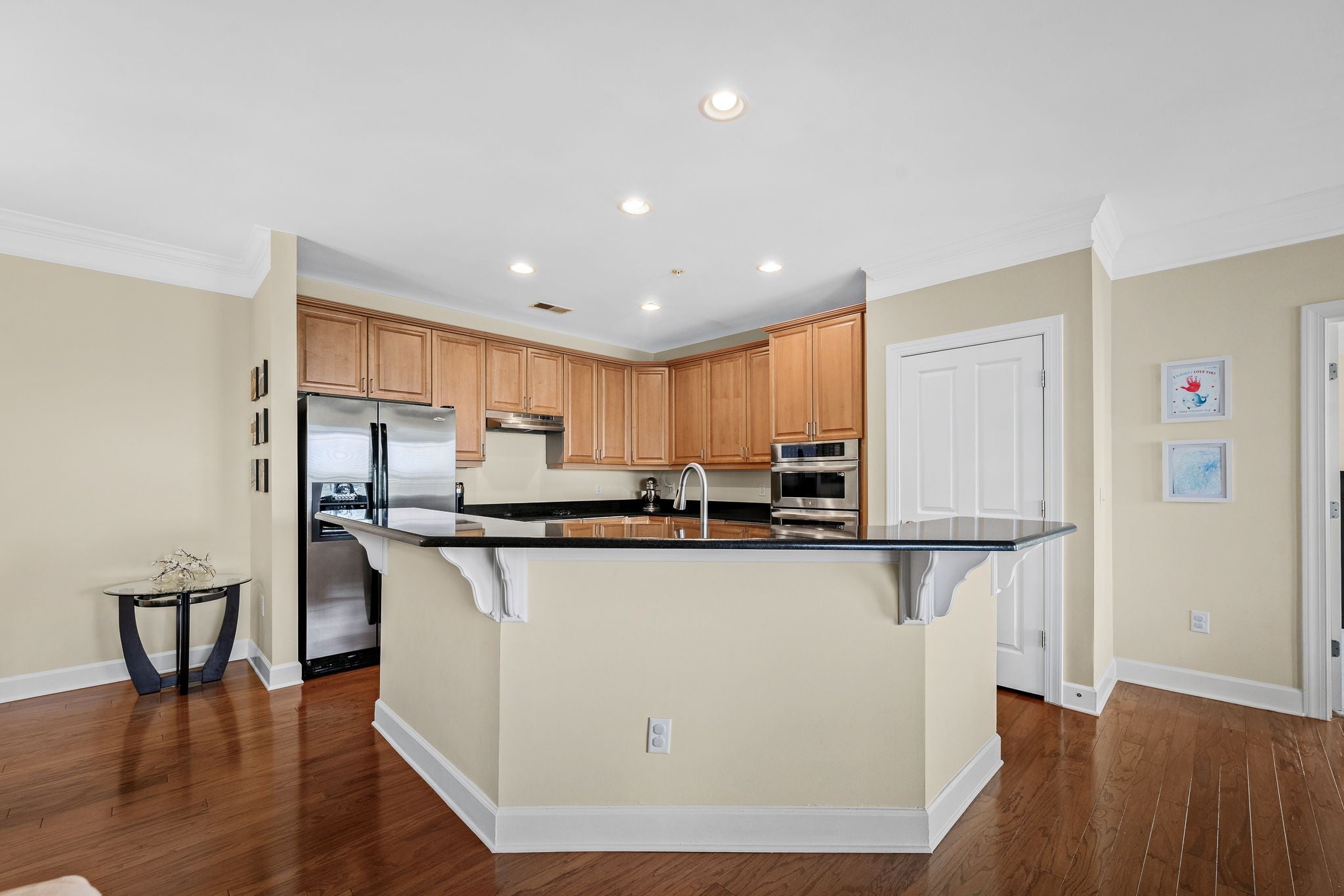 3102 West End Circle 401