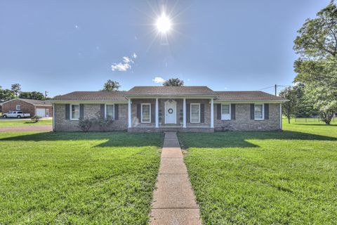 703 Dow Dr Shelbyville TN 37160