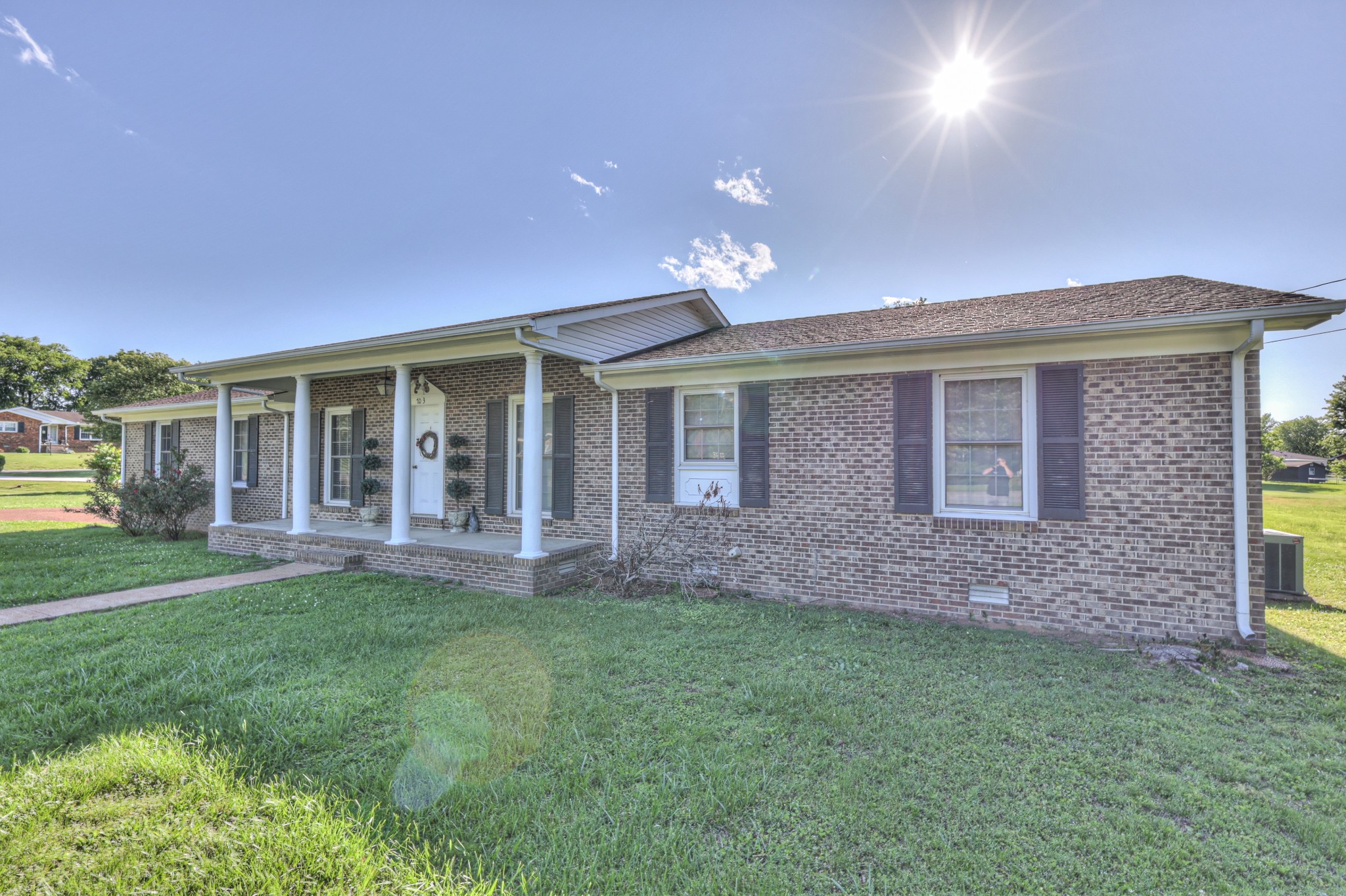 703 Dow Dr