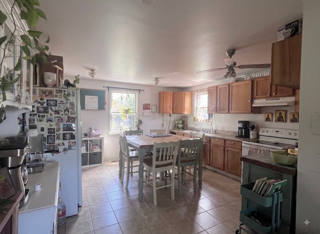 1208 Barry Dr