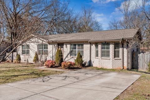 1947 Russell Ct Murfreesboro TN 37130