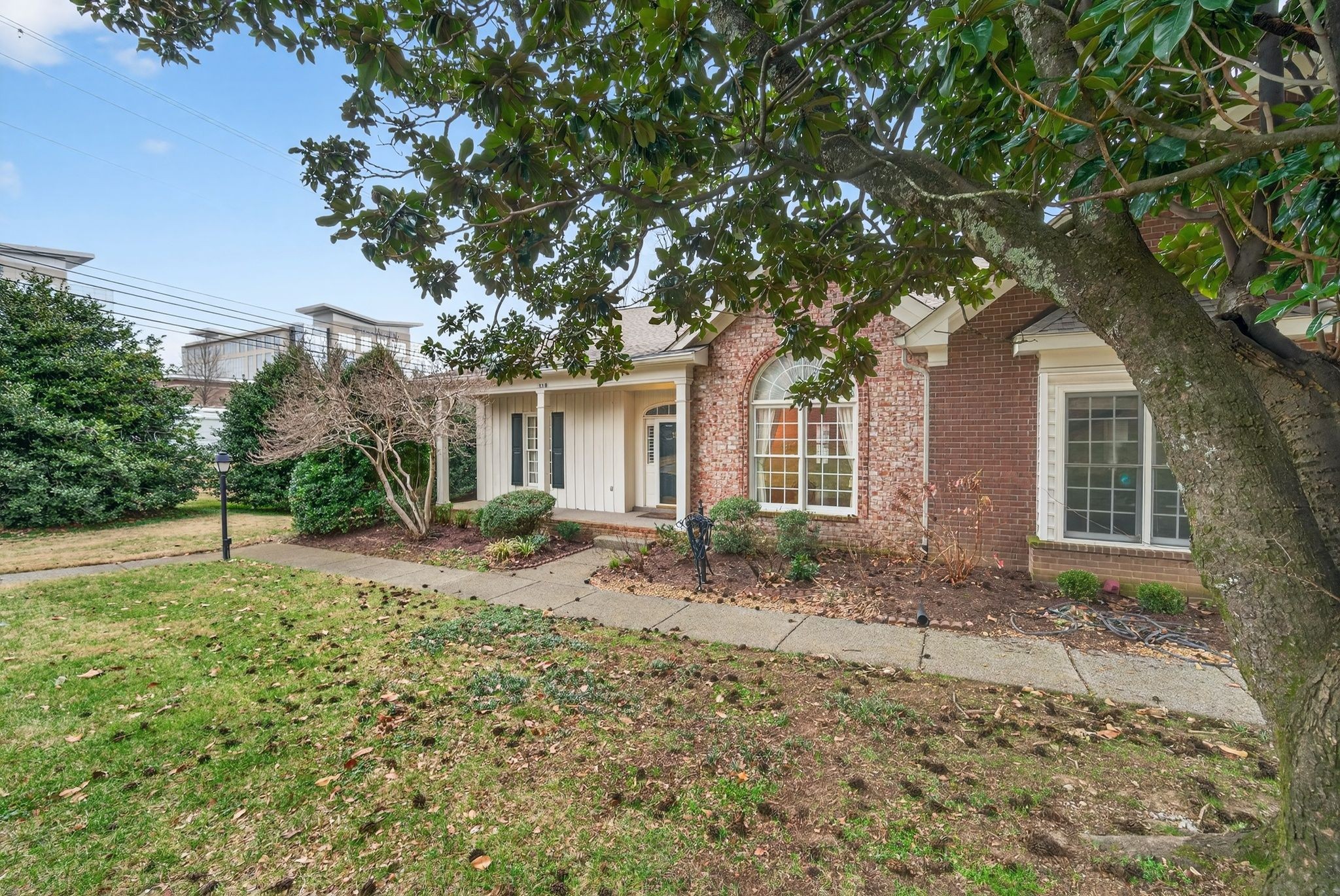 5601 Cloverland Dr 118