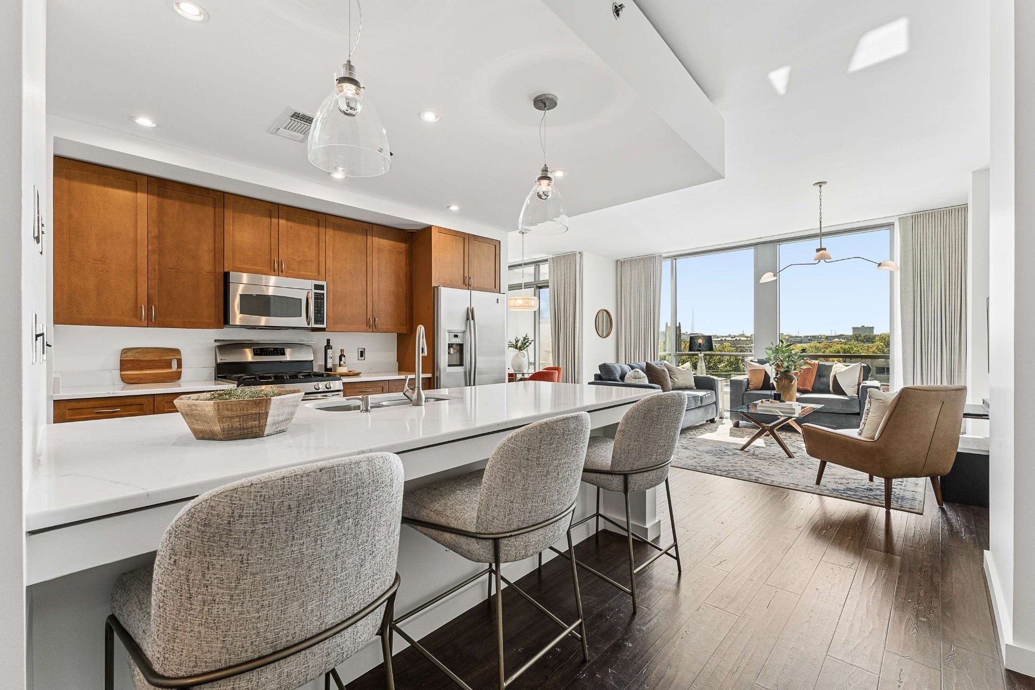 900 20th Ave S 810
