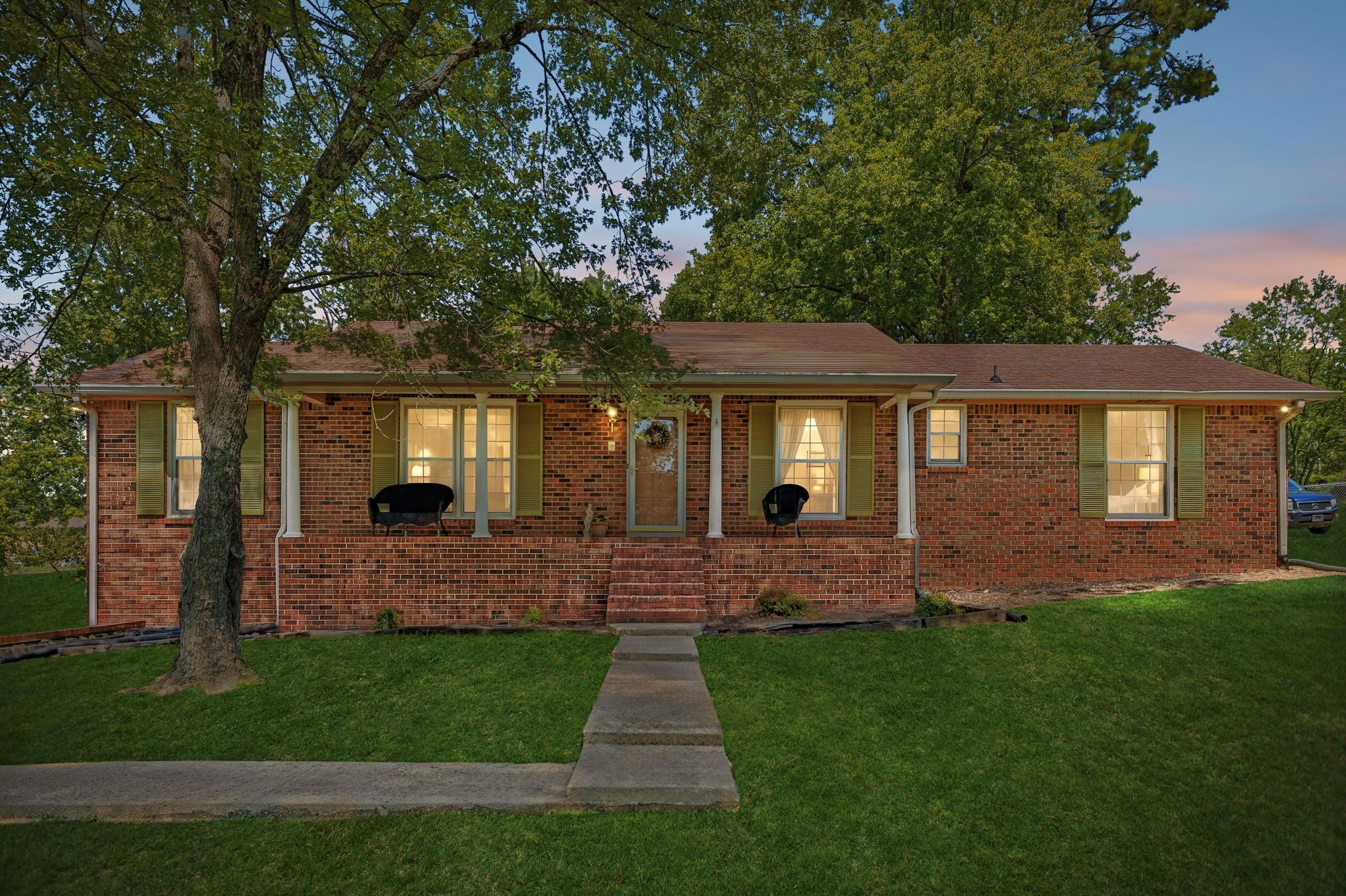 108 Due West Dr