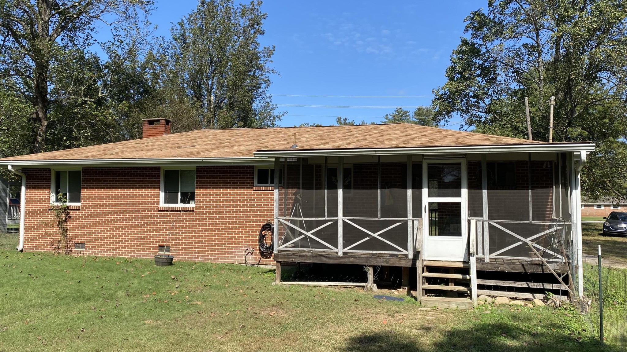 208 Thrasher Pike