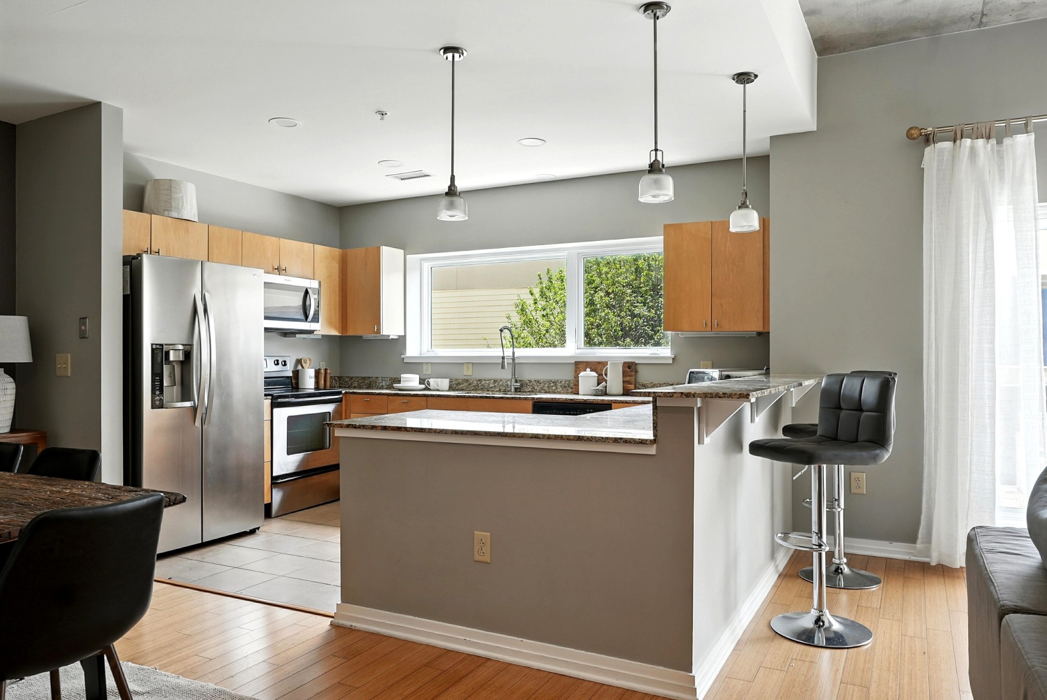 1101 18th Ave S 202