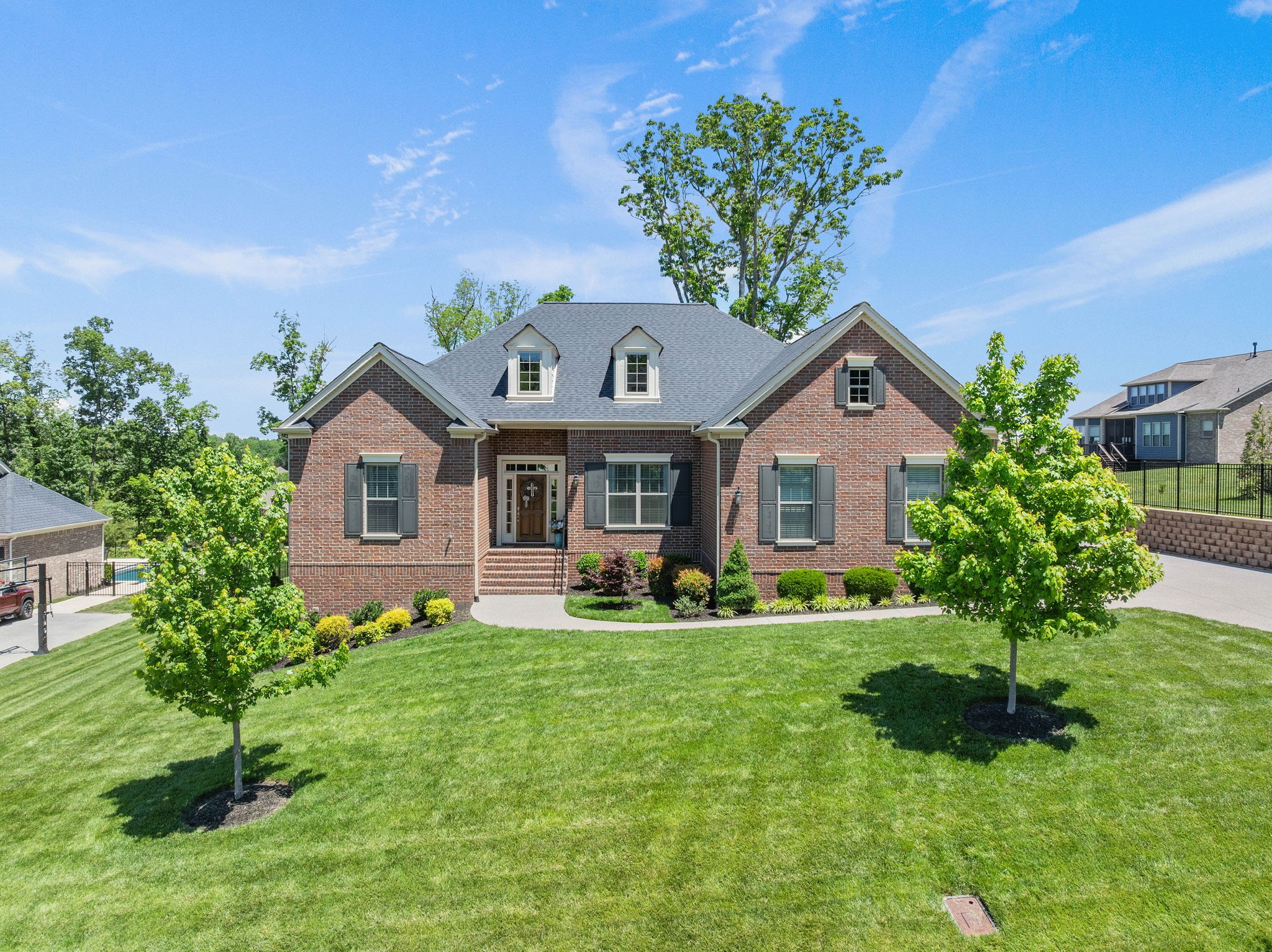 305 Redding Ct