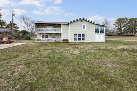 214 Earle St Cowan TN 37318