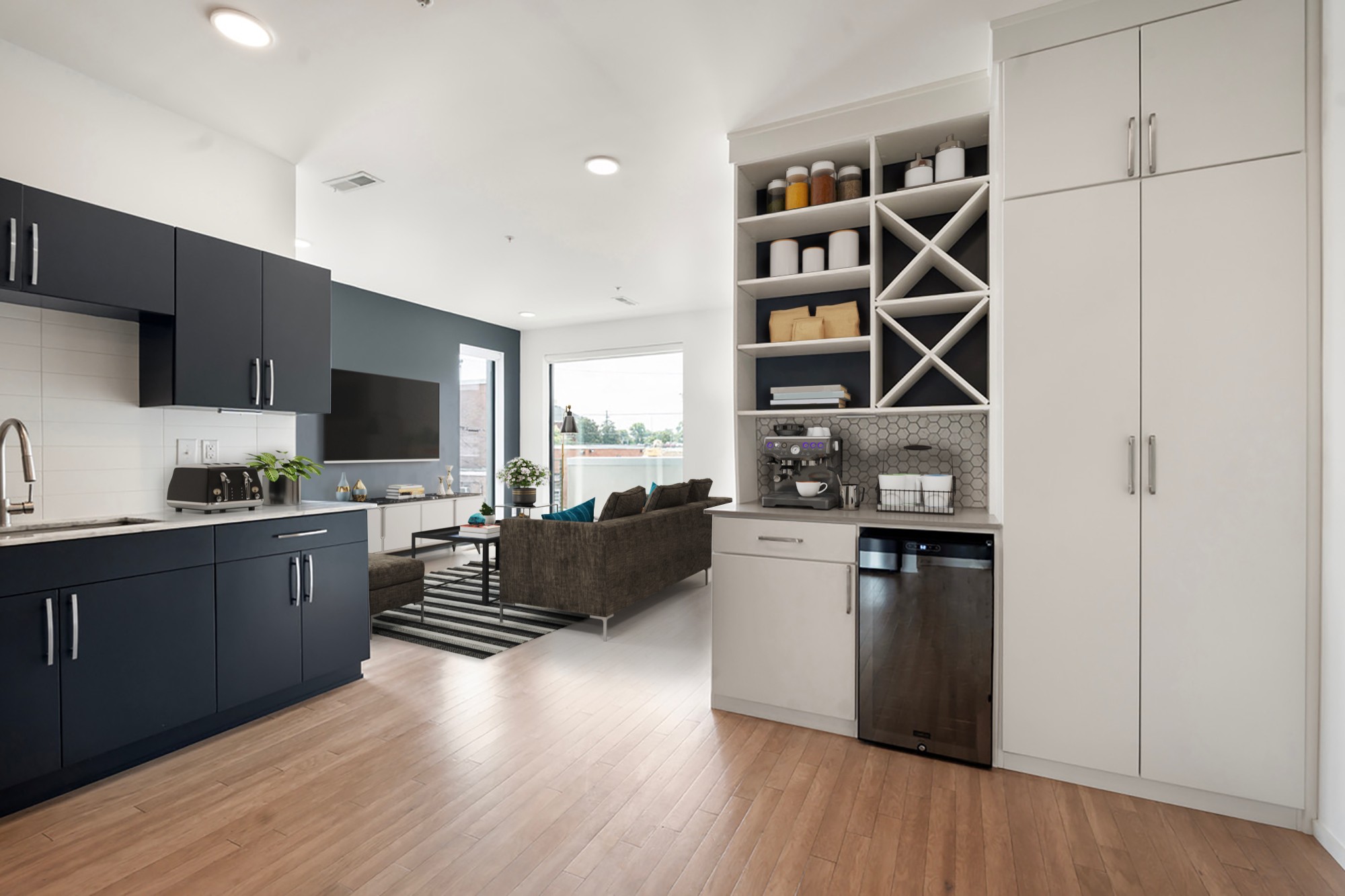 806 Olympic St 201