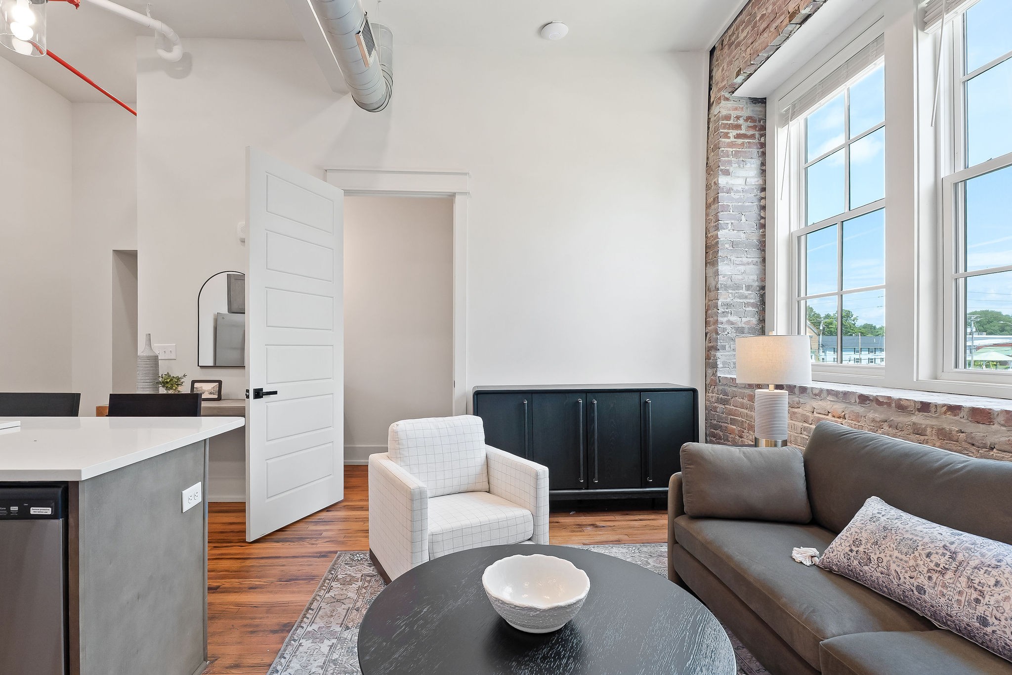 211 W Colville St 205