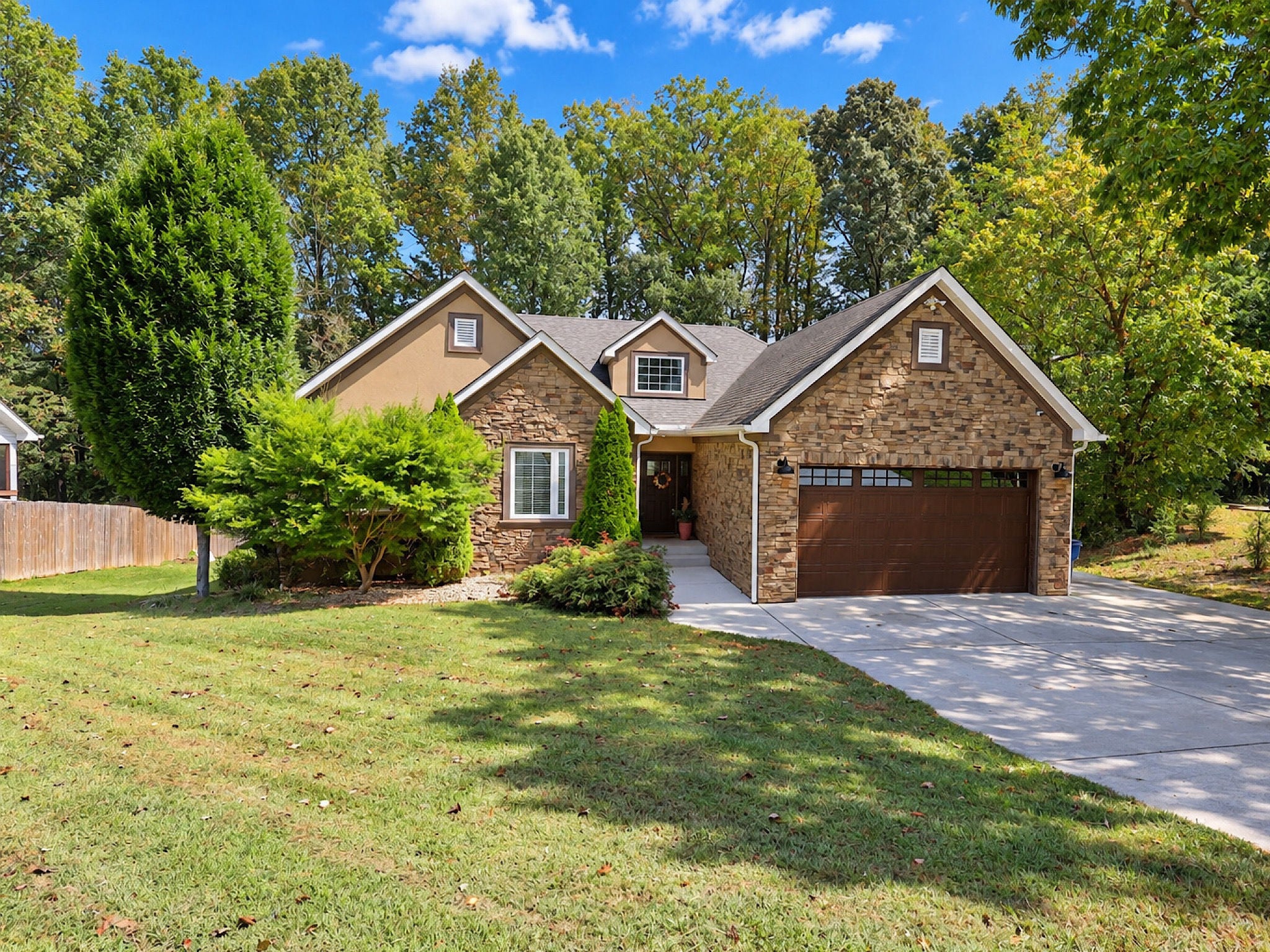 167 Neely Cir NE
