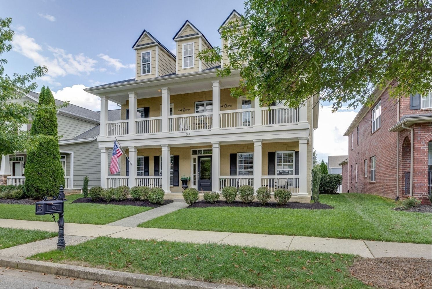 5.0-bed rental at 608 Patriot Ln