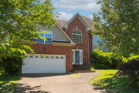 Photo of 5001 Vineyard Pt, Hermitage, TN 37076 (MLS # 3205568)