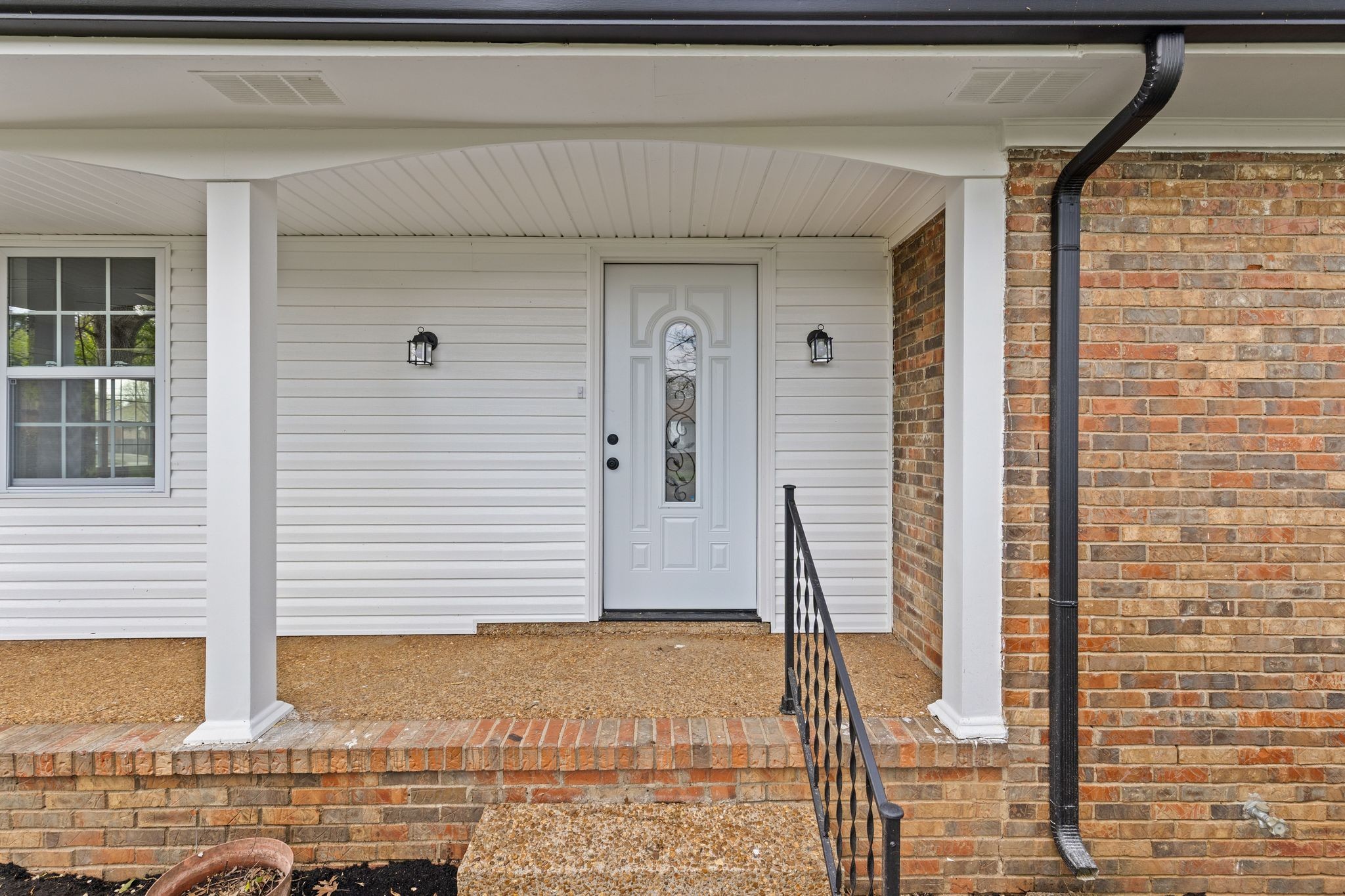105 Saxon Mist Dr