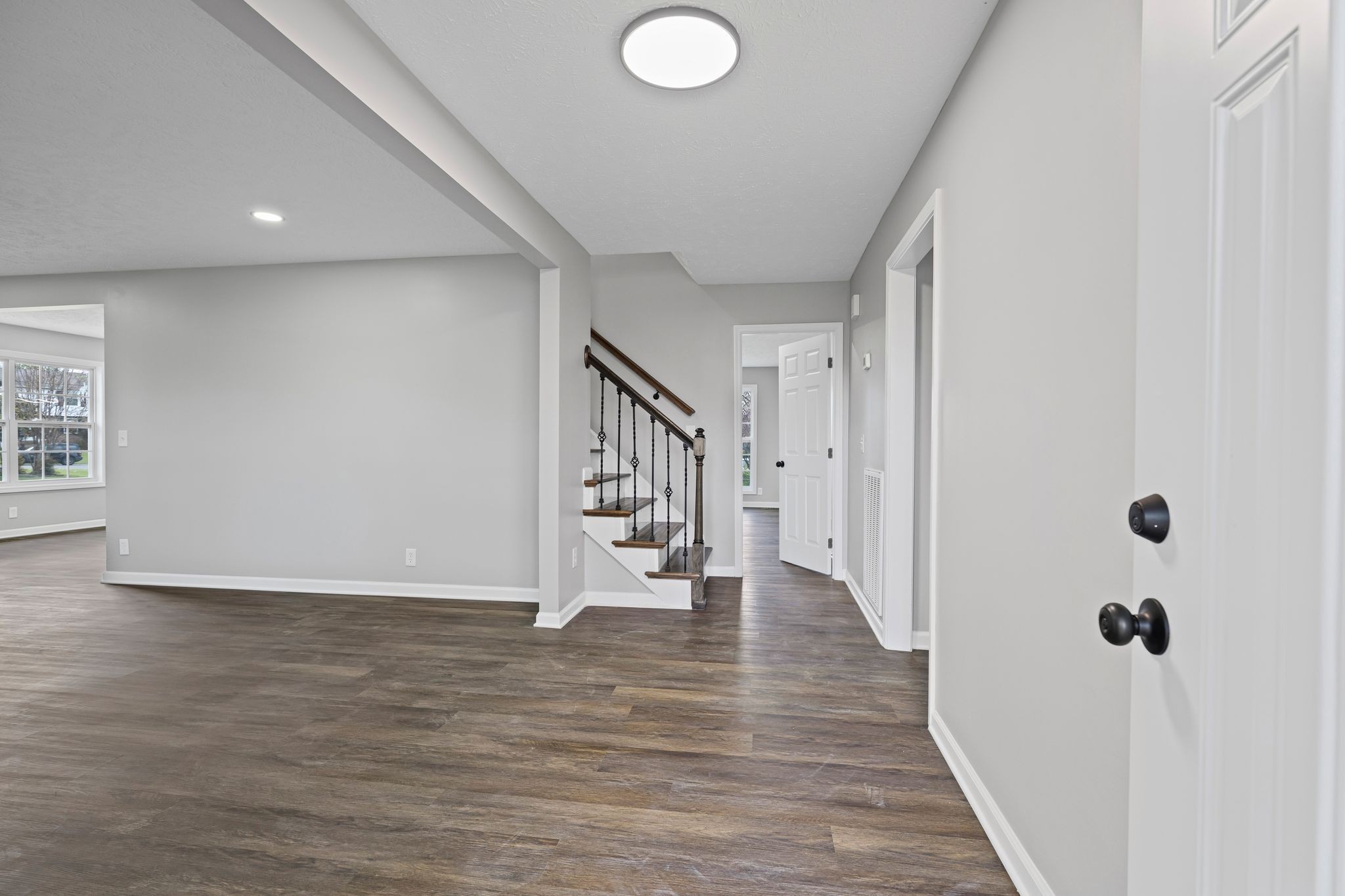 105 Saxon Mist Dr