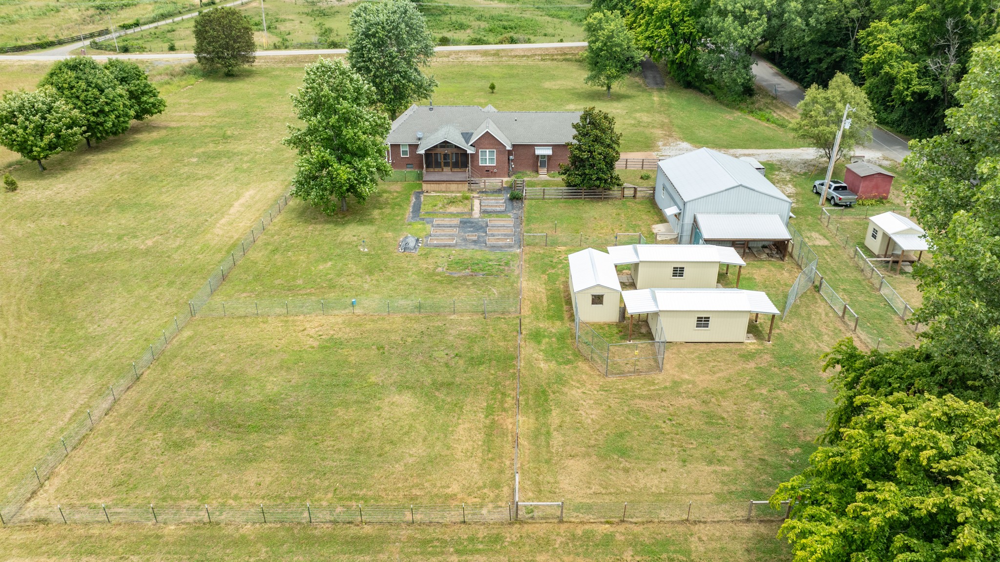 5519 Dotson Rd