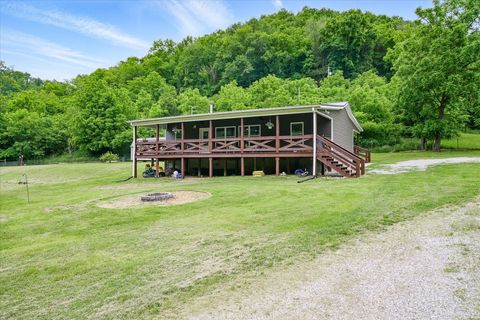 3569 Dry Mill Creek Rd Hilham TN 38568
