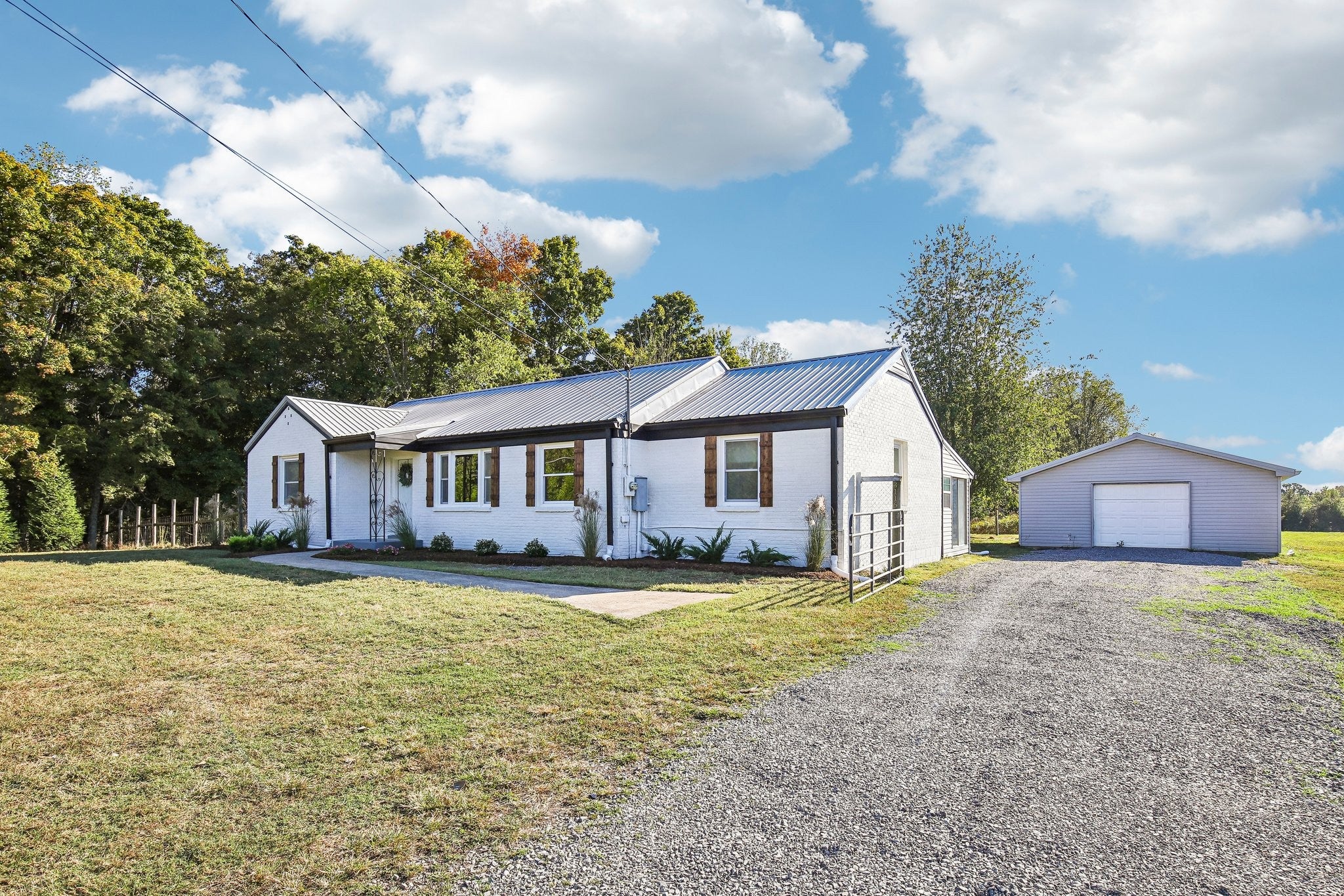 3116 Ivey Point Rd