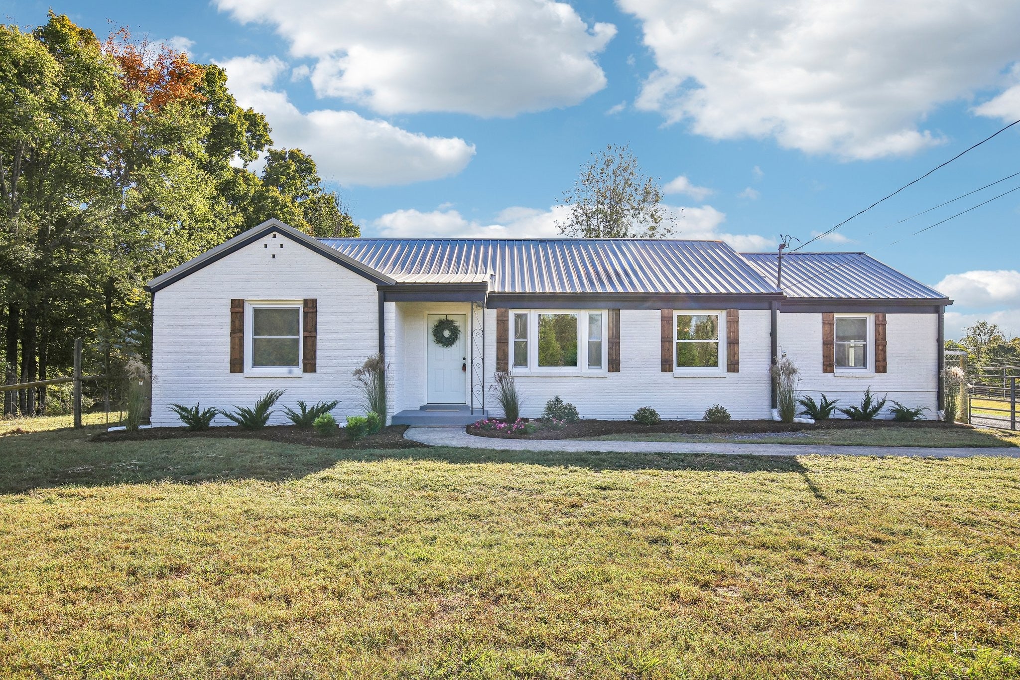 3-bed listing at 3116 Ivey Point Rd, Goodlettsville